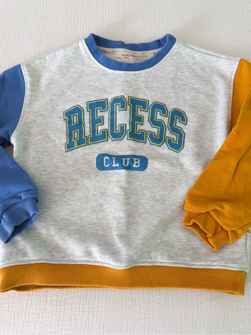 Minimalist Folk co sweatshirt